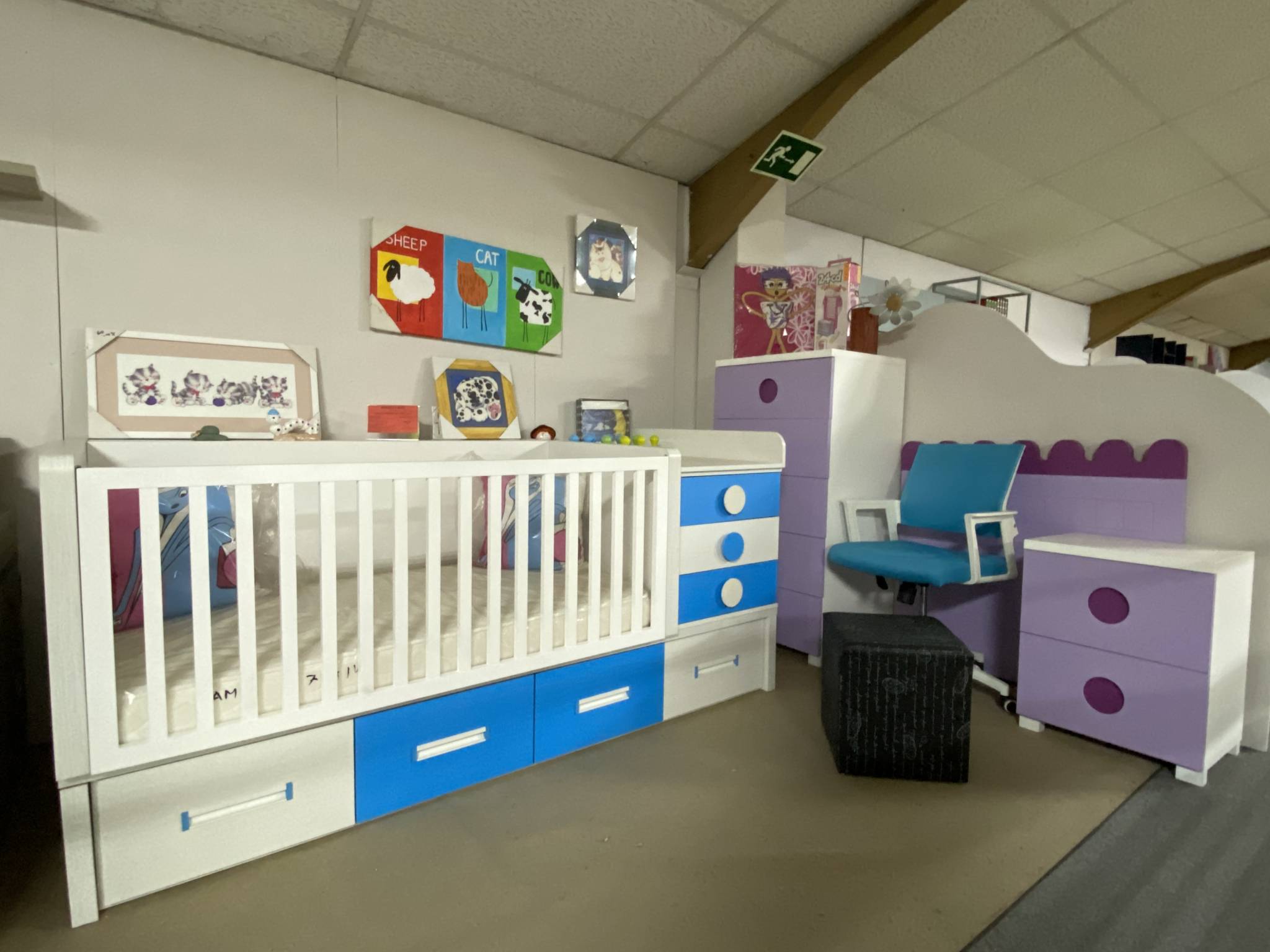 Dormitorio Juvenil / Cuna 2